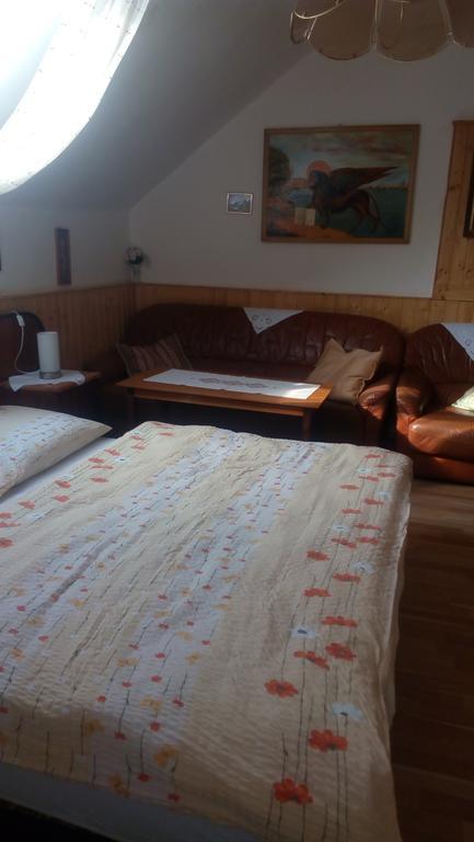 U Tri Kocek Hotel Jablonné v Podještědí Buitenkant foto
